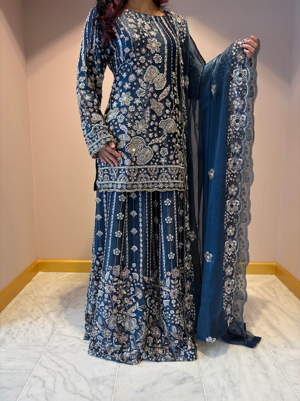 Raat ki Rani Sharara